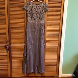 Adrianna Papell Bust Embroidered